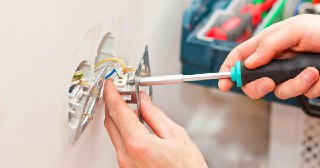 Электромонтажные работы Асбест цена 462 руб Электрика под ключ